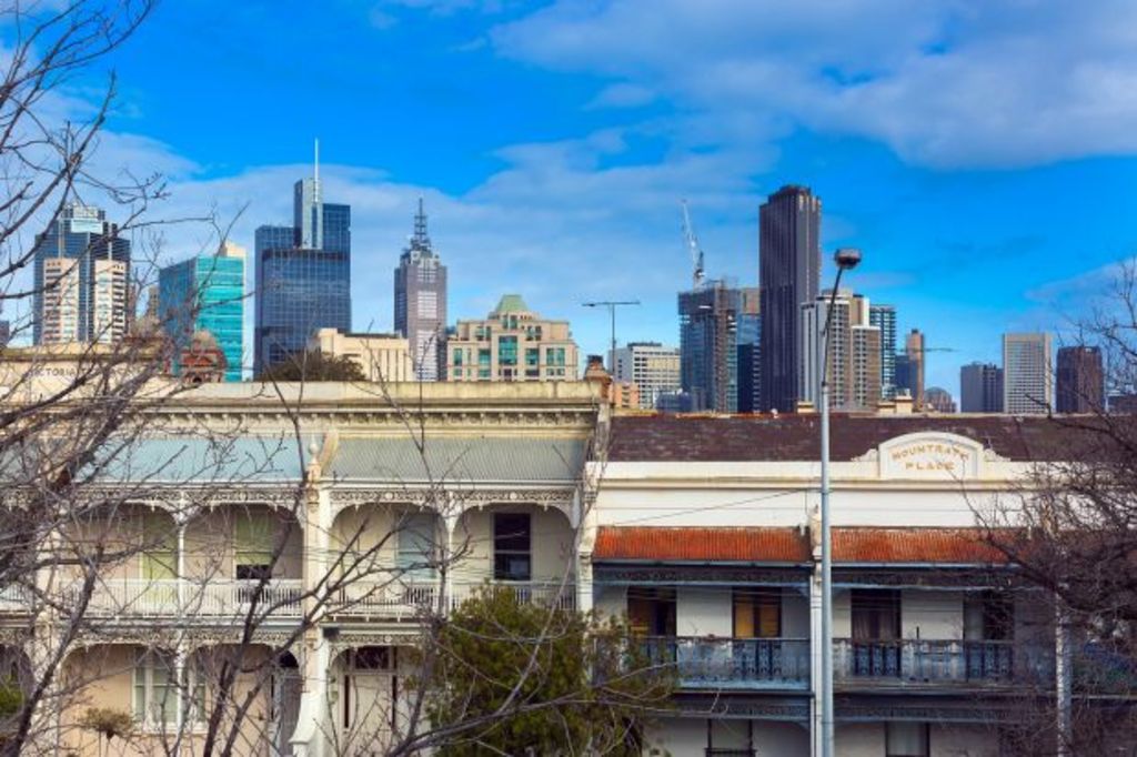 Melbourne property prices keep going up despite warnings the market is cooling