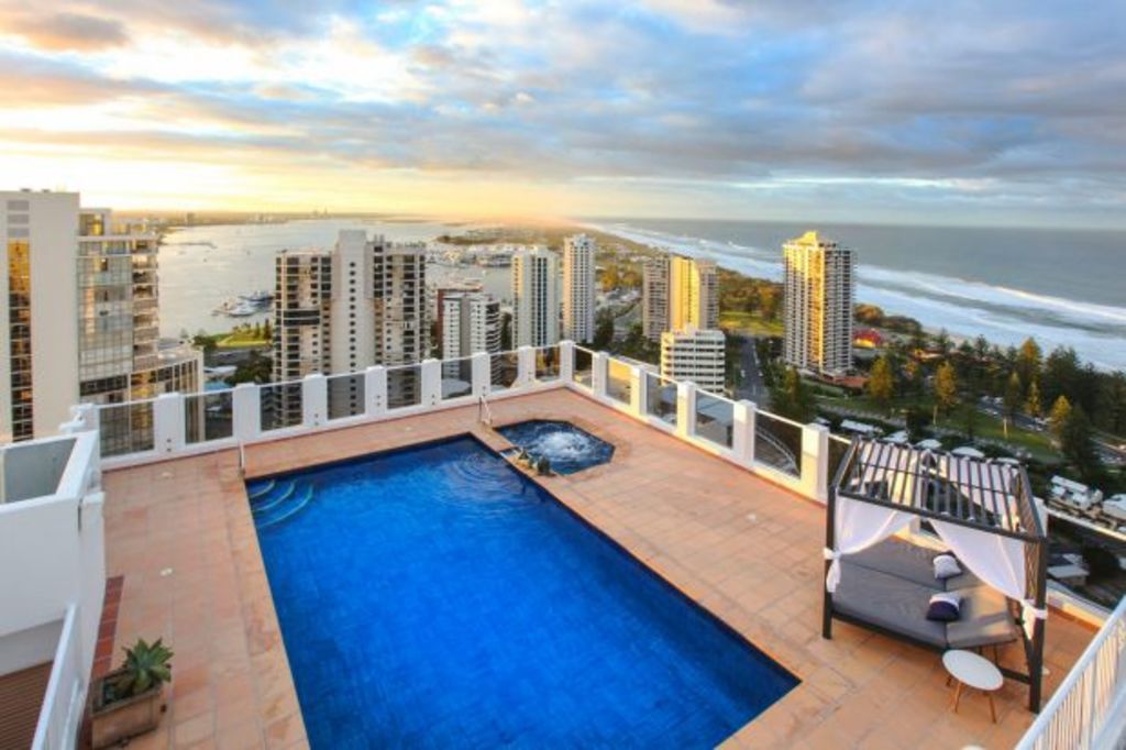 More Australian buyers aim sky-high for luxury homes