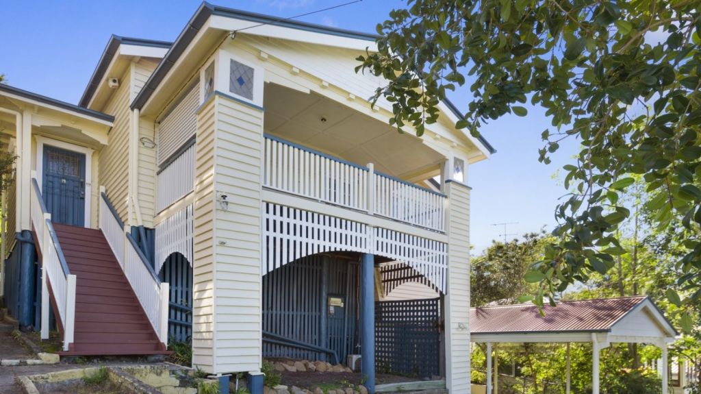 ‘We’re not about to undersell’ Grange renovator passes in at 980,000