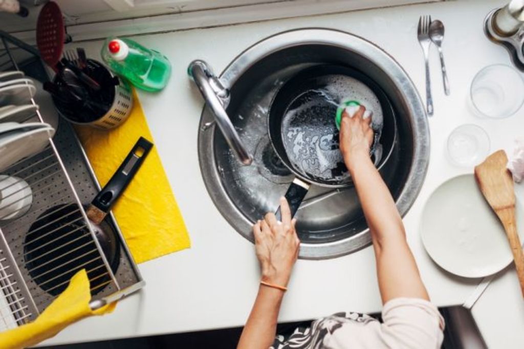 Dishwasher or tumble dryer: Which appliance do you really need?