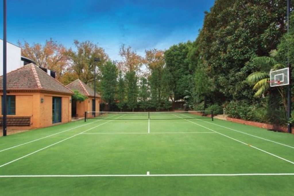Tennis court block in Toorak nets $7.8 million at auction