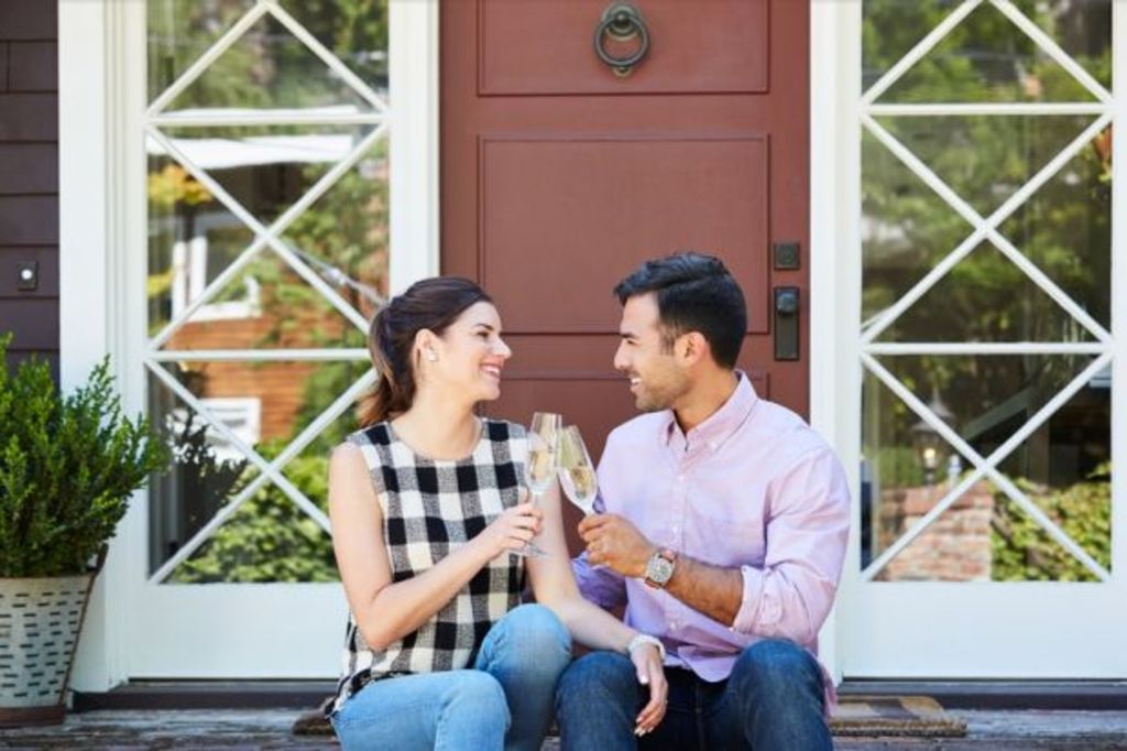 Want to move in together? Don't do it during this relationship phase