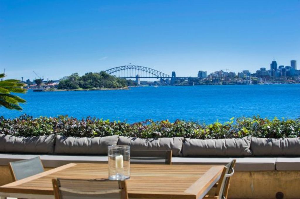 Car importer sells Point Piper trophy home for $36 million
