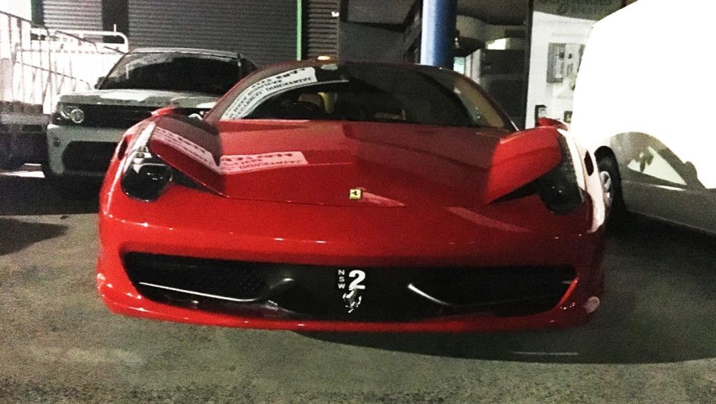 Nsw Licence Plate No 4 Sold For Record 2 45 Million To Chinese Billionaire