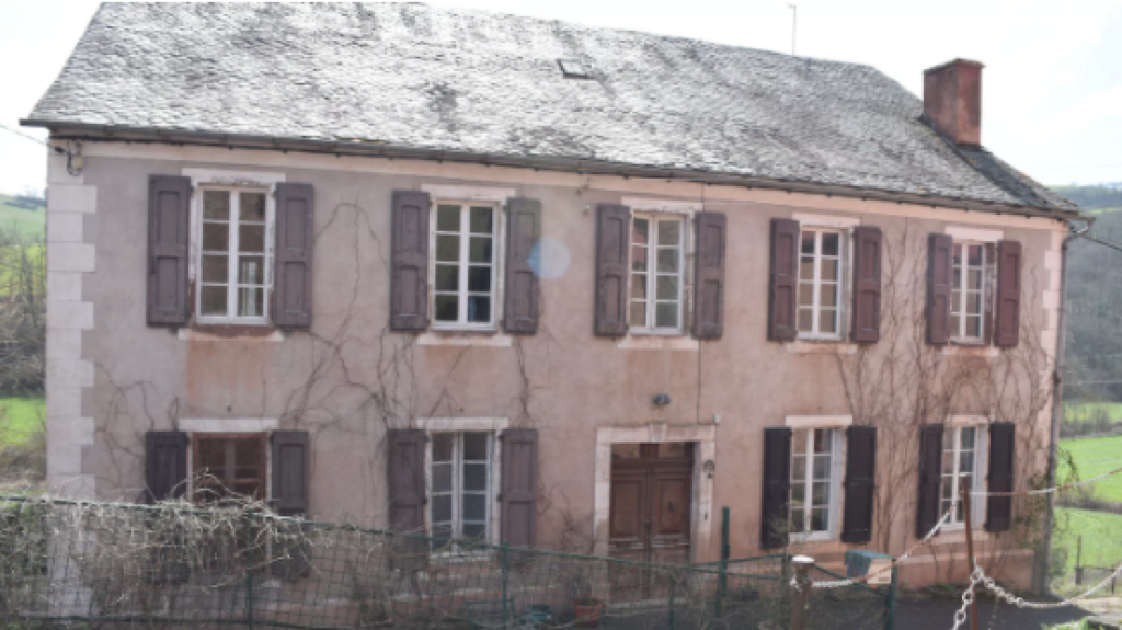 You can buy an entire hamlet in the south of France for just over 500,000