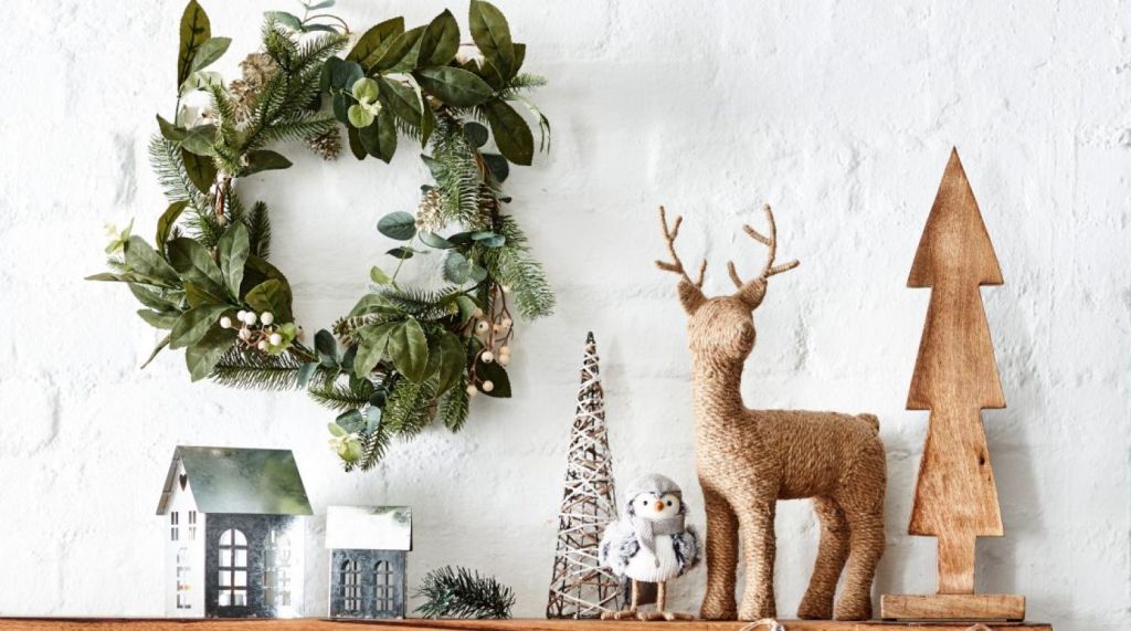 Darren Palmer A Different View On Christmas Styling