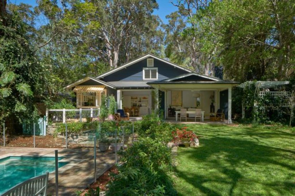 Phillips pays $2.7m for Avalon Beach house