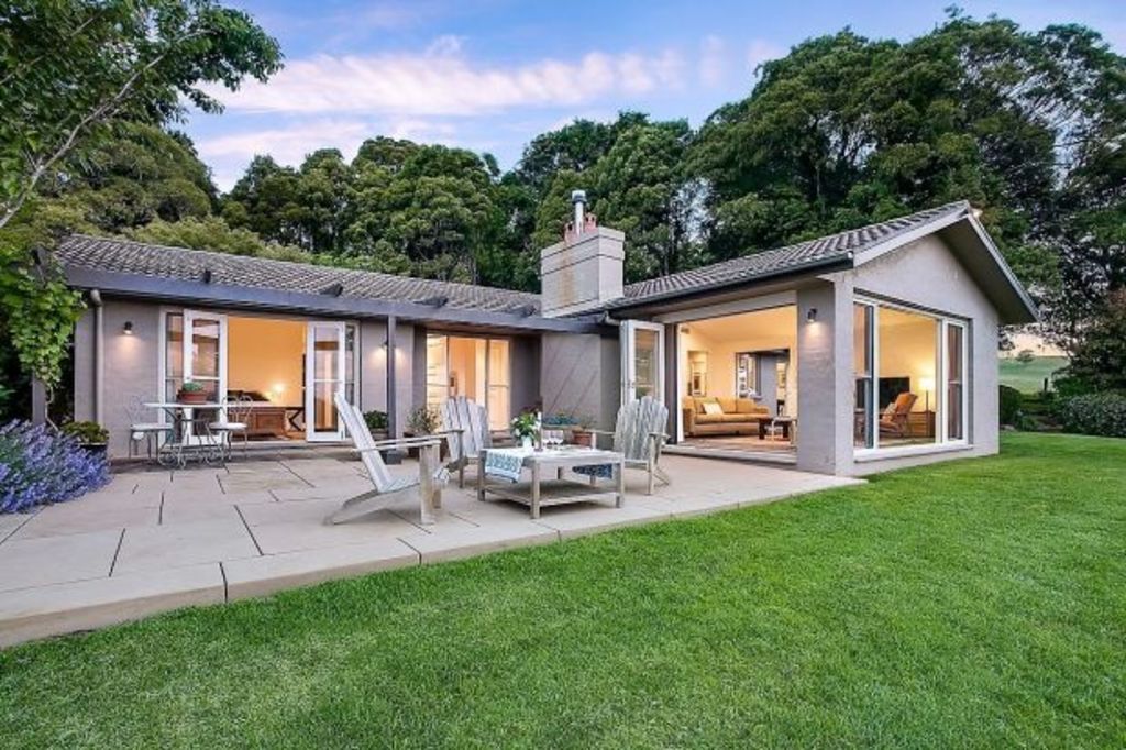 Bridges buys $2.7 million Southern Highlands weekender