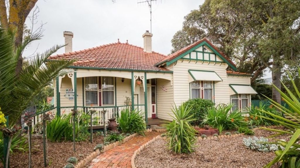 10 Of The Cheapest Towns In Victoria To Buy A House