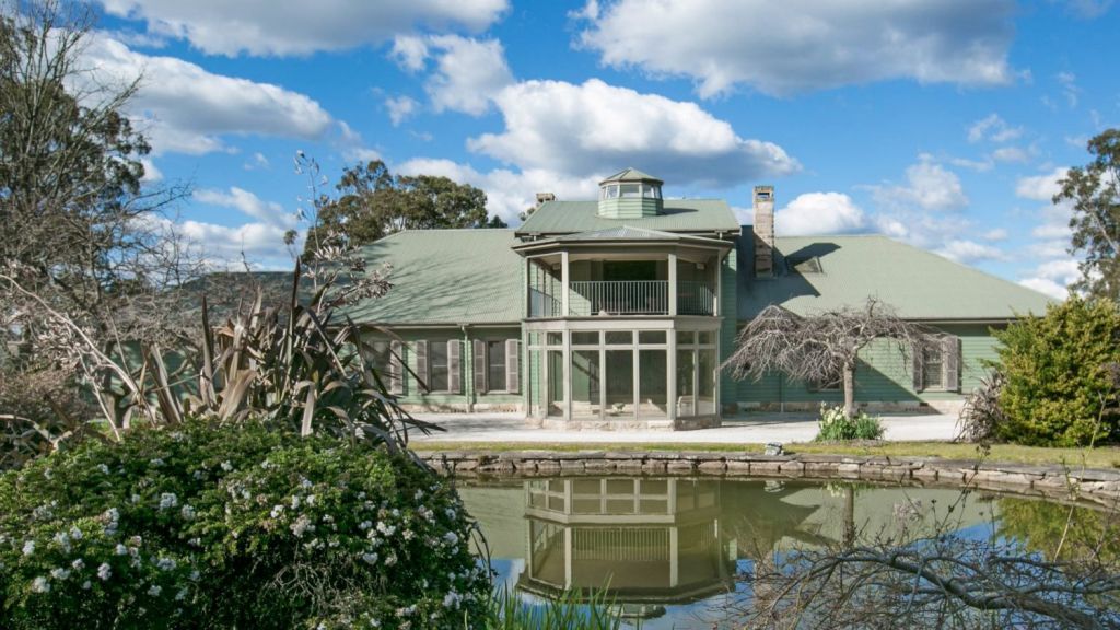 Sydney S Prestige Property Listings Drought Hits Southern Highlands Ahead Of Easter