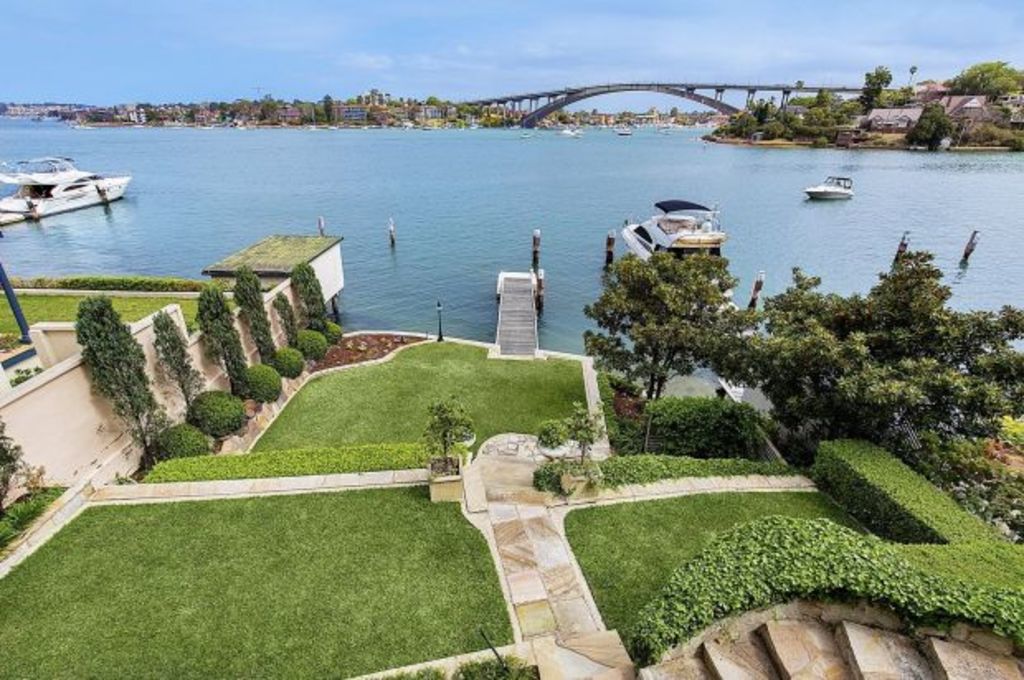 Sydney prestige sellers slash prices at weekend auctions 