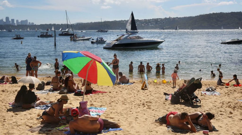 While residents in Sydney's east are able to cool off in the harbour or beaches, experts say there is a lack of cool environments further west. Photo: James Alcock /Fairfax Media
