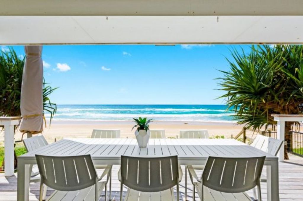 Brisbane buyer drops $4.6 million cash on a beach shack after one inspection