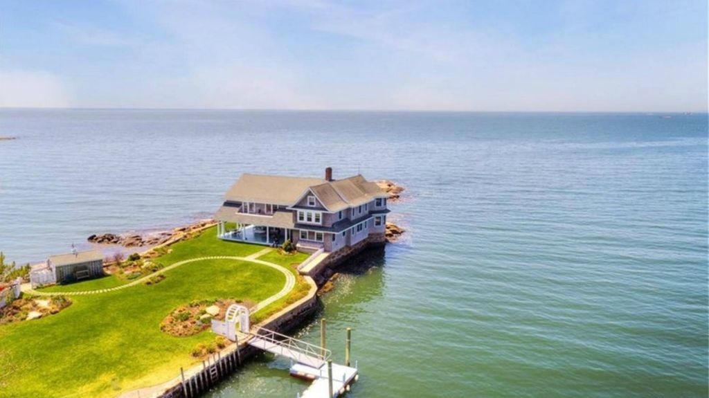 Private island 90 minutes from New York for sale for 6.5 million