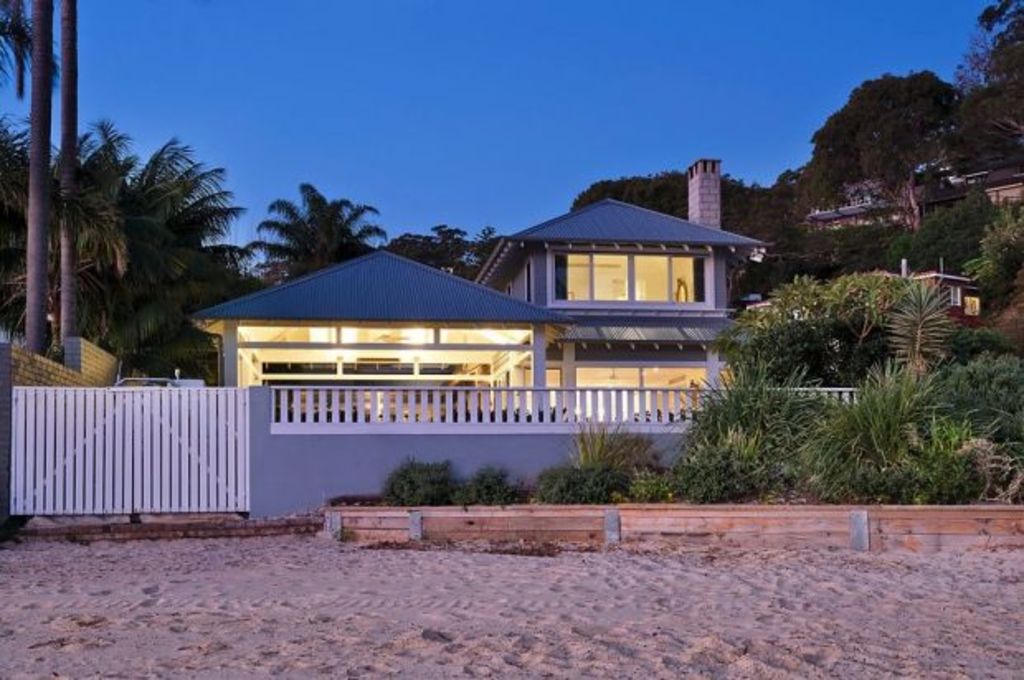 Clontarf suburb smashed by sale of rare beachfront house