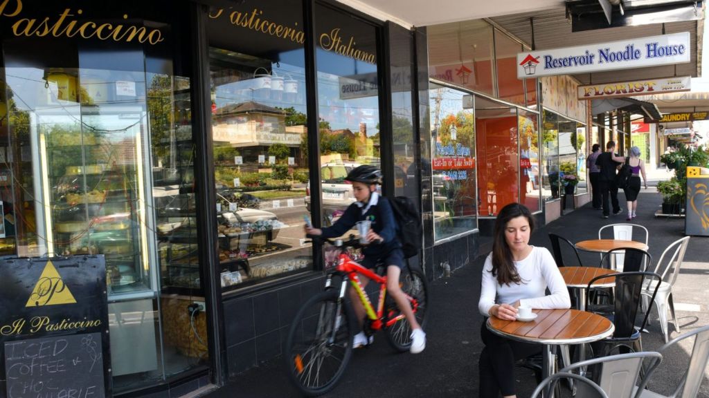 How to pronounce Melbourne suburb names Prahran, St Albans, Malvern, Berwick