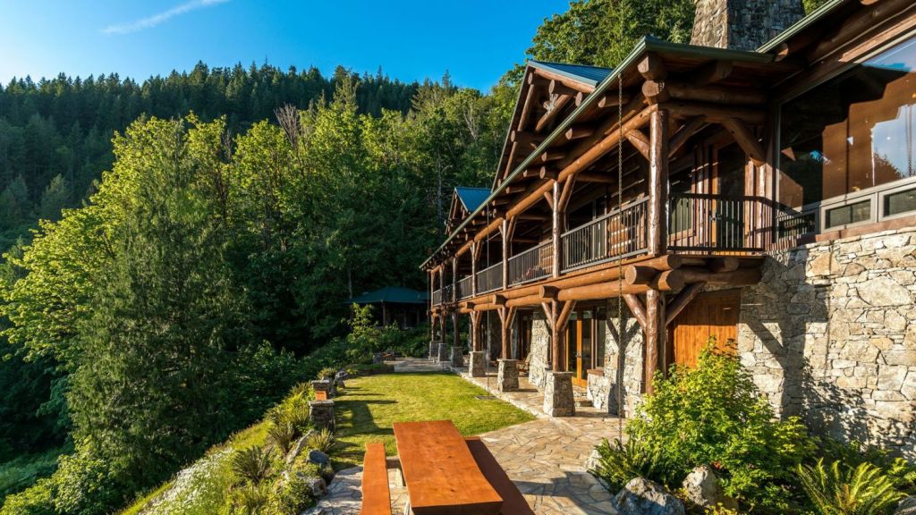 The multimilliondollar estate in British Columbia that you can only