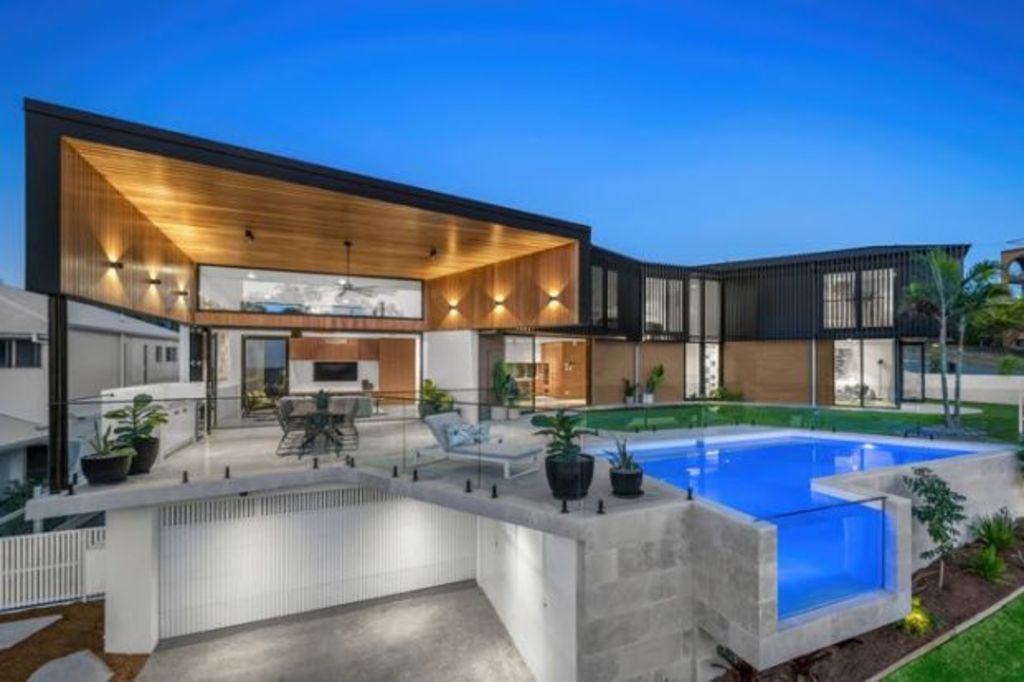 Brisbane's hottest listing of the year: This house stops traffic at Paddington