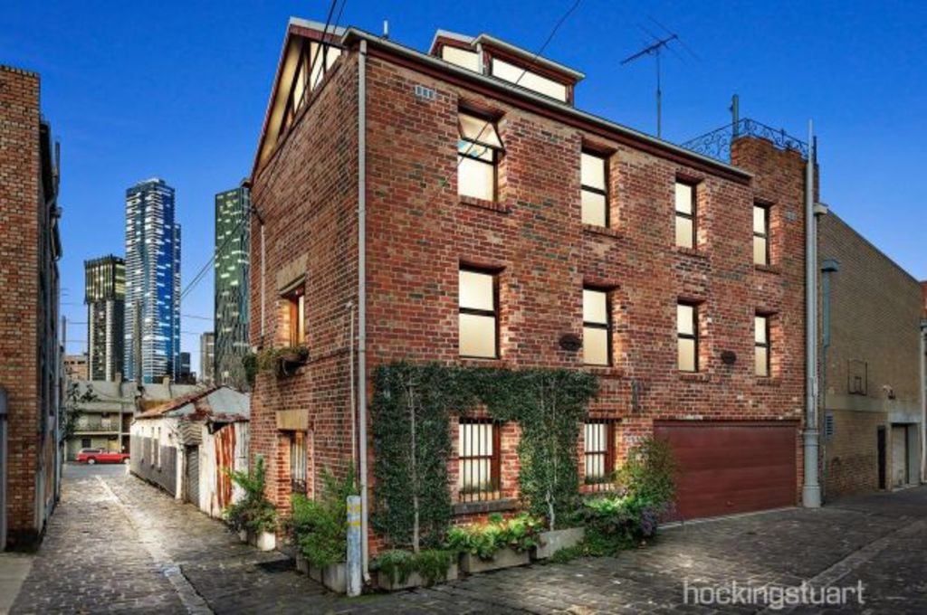 Melbourne's best and worst areas for auctions in August