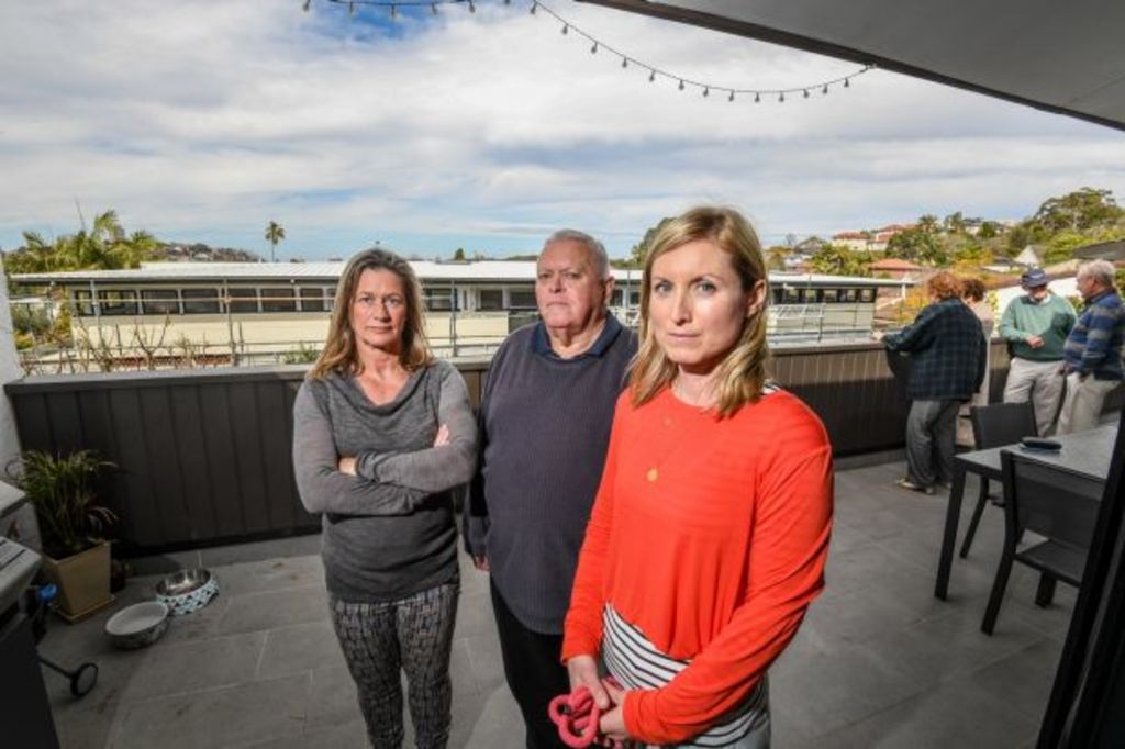Balgowlah residents fume over extra 45cm on privately certified building