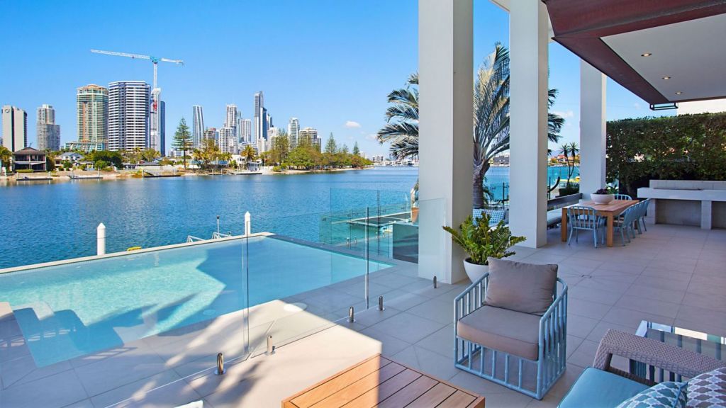 Private jetties and panoramic views Five homes that ultra wealthy