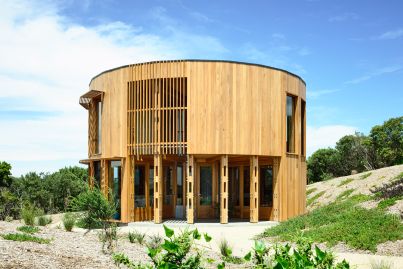 'There is no wasted space': Inside a perfectly circular Aussie beach house