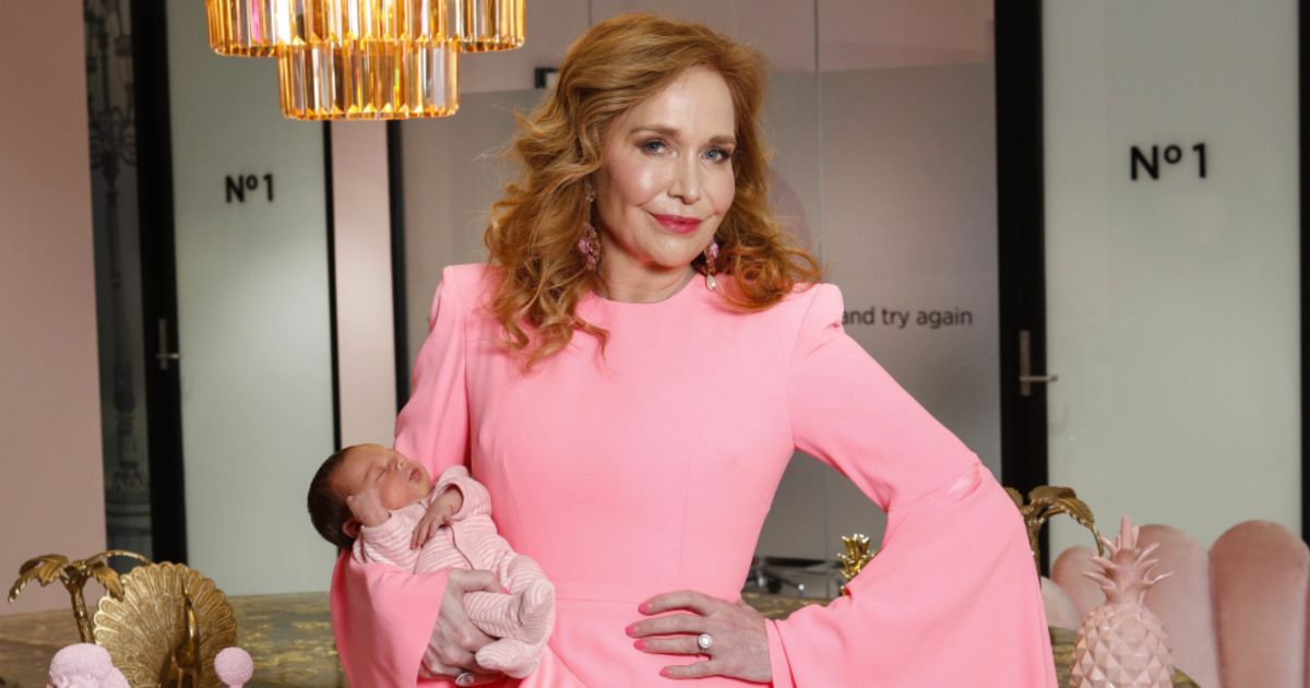 Dr Lynn Burmeister The Ivf Queen With A Baby Making Style Of Her Own