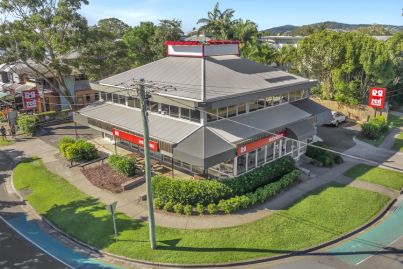 Locals bewildered as iconic Red Rooster hits the market after 20 years