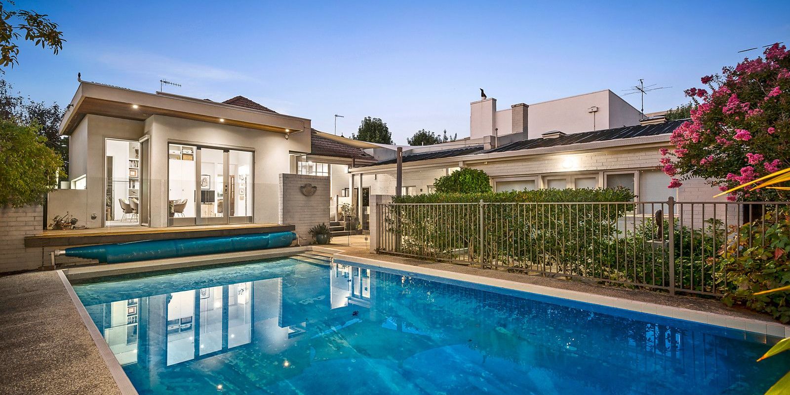 Former bank boss' Toorak mansion sells for about $7.5 million