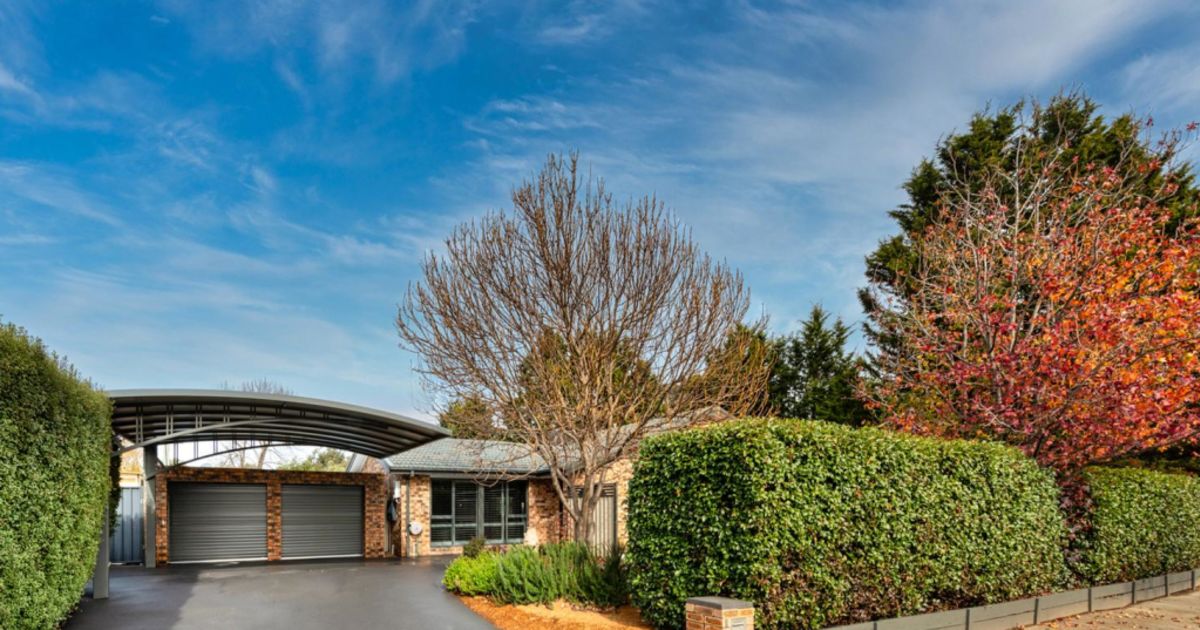 Canberra auctions: Loved family home in Florey sells for $1.31 million
