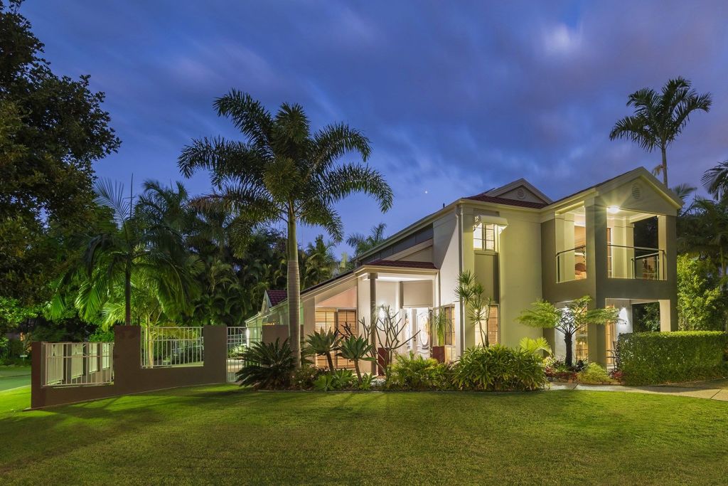 How to buy riverside at the Sunshine Coast for under 950,000
