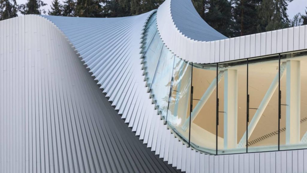 Award-winning bridge over river gives new 'twist' to art gallery design