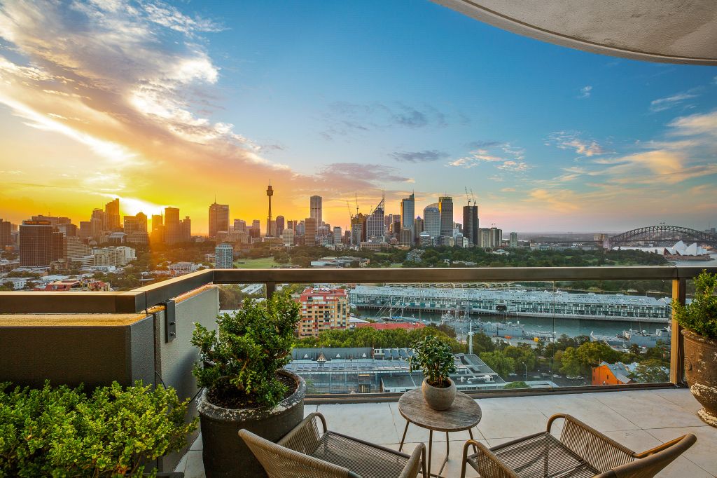 Laurie Sutton is selling 2001/7 Rockwall Crescent Potts POInt
