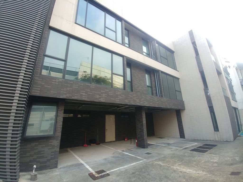 Average fourbedroom house for sale in Kowloon, Hong Kong, for 92m