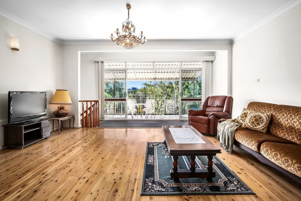 Reserves reduced to sell two Forest Lodge terraces under the hammer