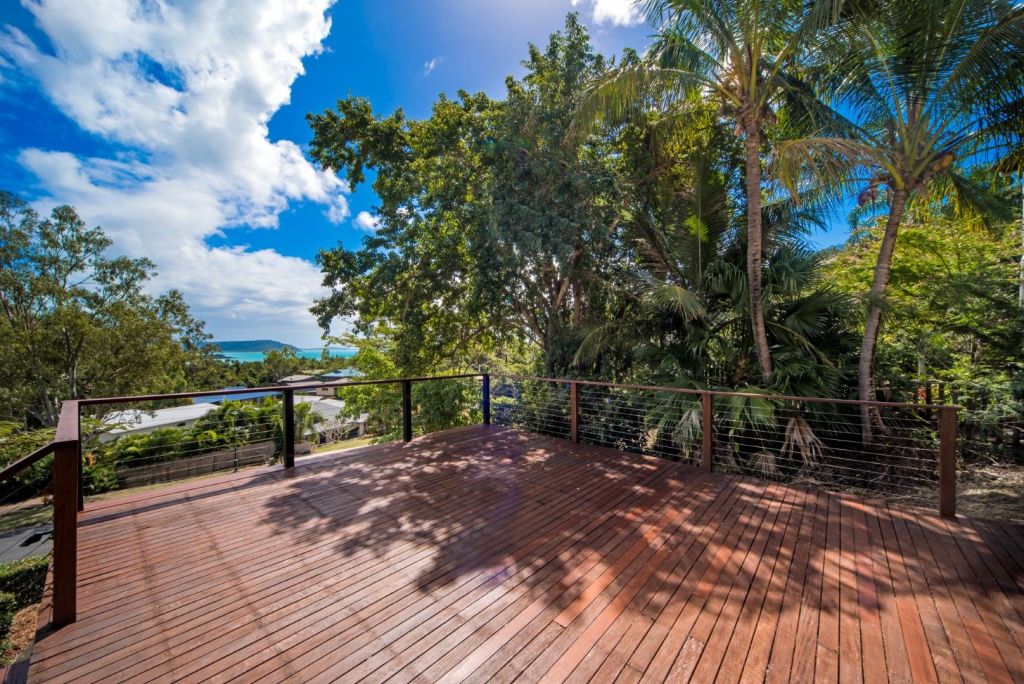 38 Eshelby Drive Cannonvale QLD low res