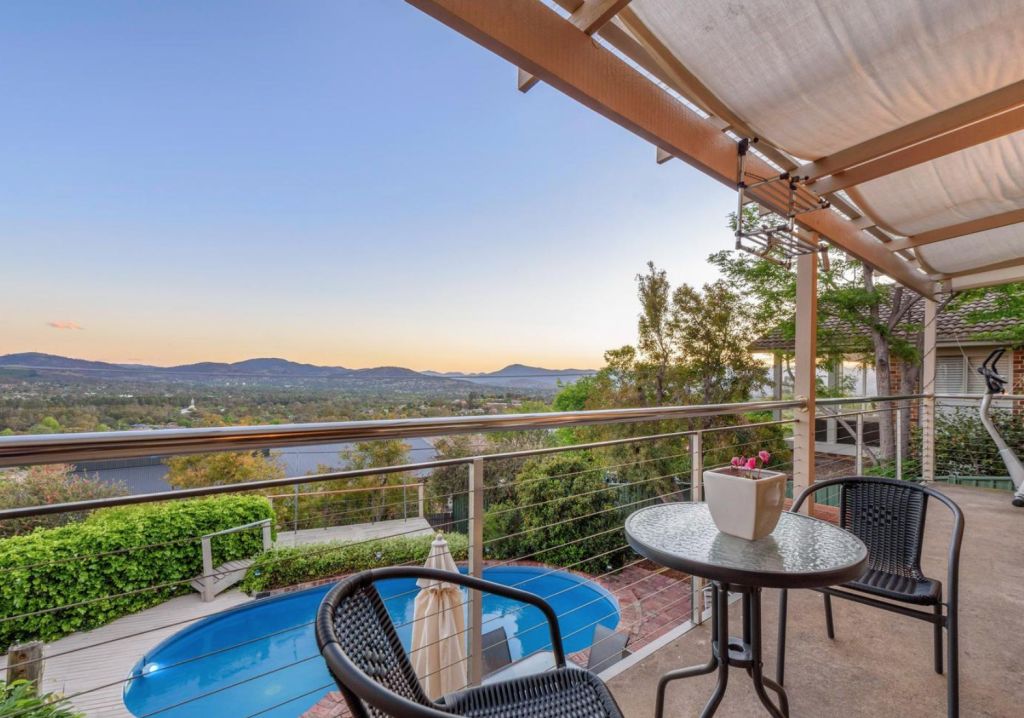 Top 7 Canberra houses for sale with spectacular views