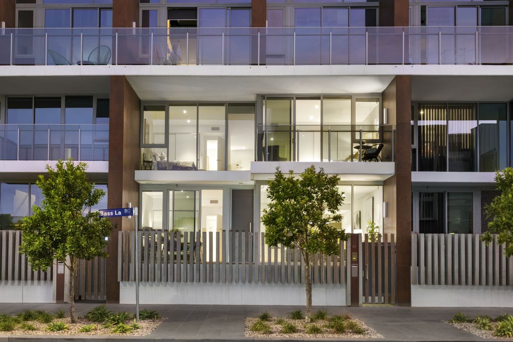 87 South Wharf Drive, Docklands