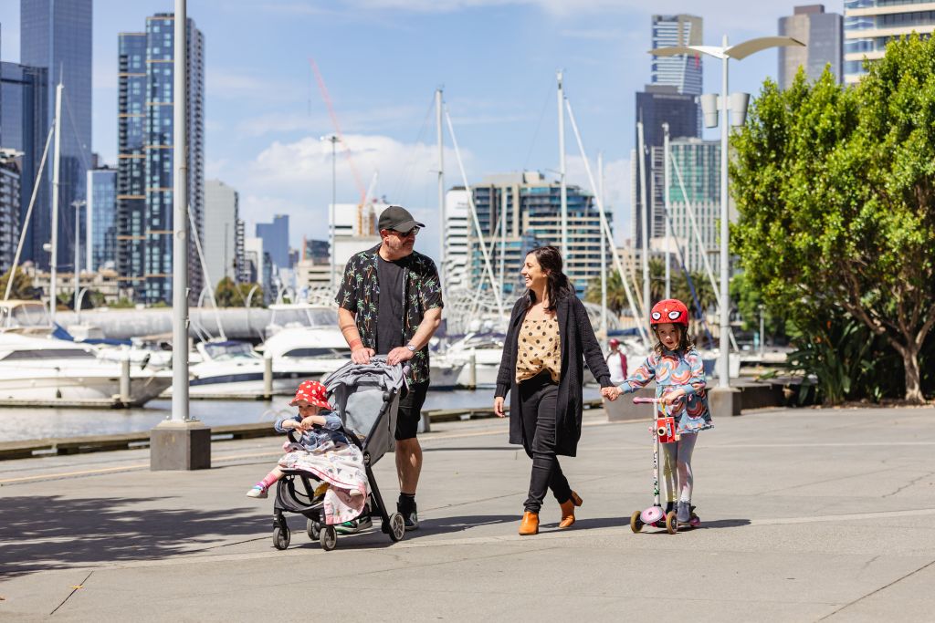 Domain_Docklands_lifestyle-57_ahknkv