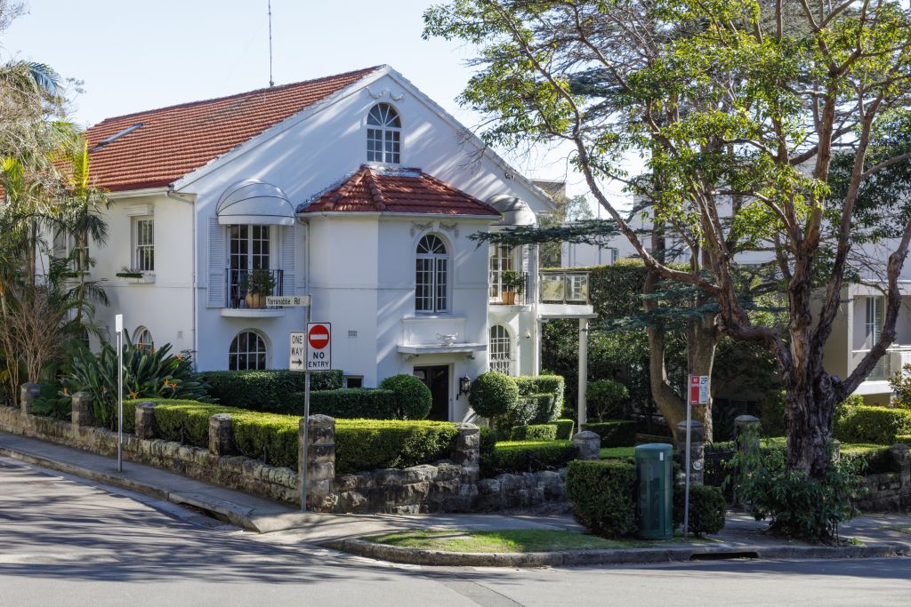 Visit Darling Point and discover one of Sydney's most desirable destinations