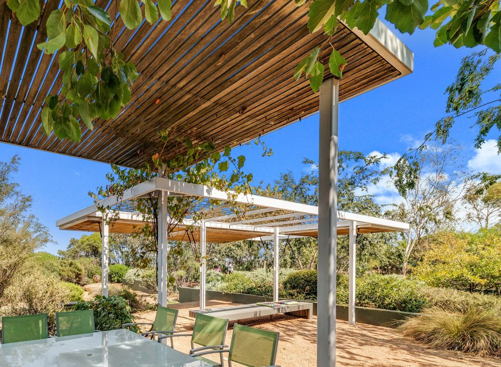 Springrange Springrange home encapsulates bush capital living at its finest