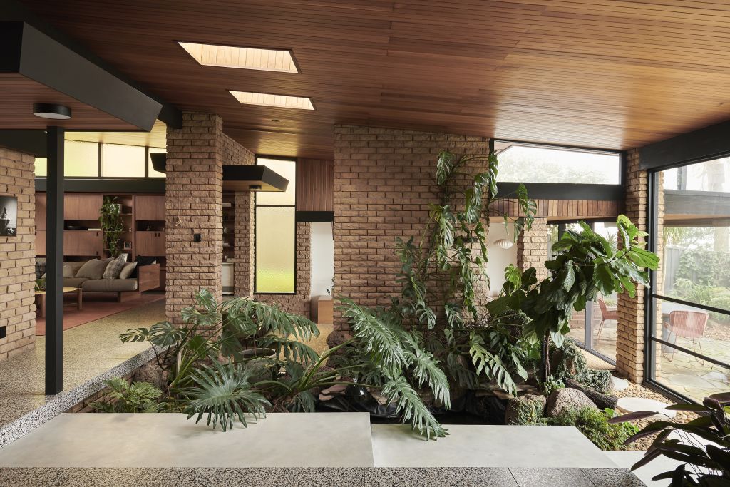 The Design Files A modernist masterpiece in the Dandenongs
