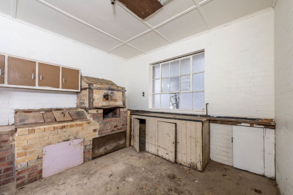 ‘A rare find, a unique offering’ Former Captains Flat Mine site up for