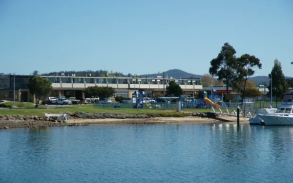 Investment bankers sell Tassie pubs to Melbourne group