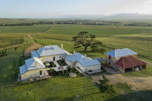 Macquarie farm looking for its fourth owner in 200 years