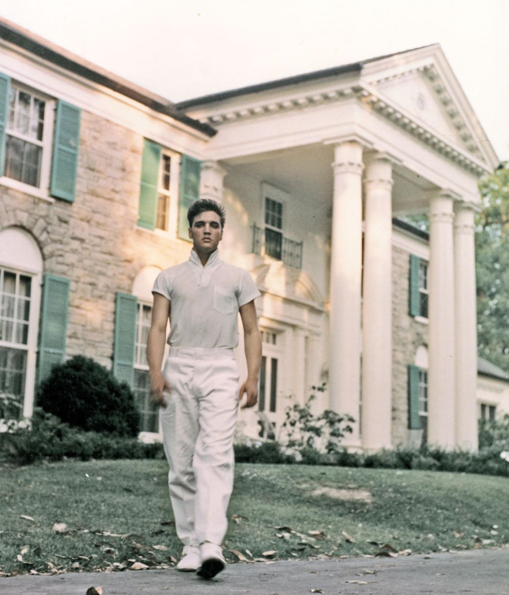 Legal notice states Graceland mansion is set for a foreclosure auction. Pictured is the late Elvis Presley. Photo: Getty Images/Michael Ochs Archives