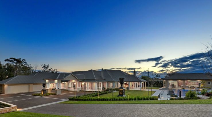 The 2.7-hectare estate of Lenora and Wayne Shipley has sold for $11 million.