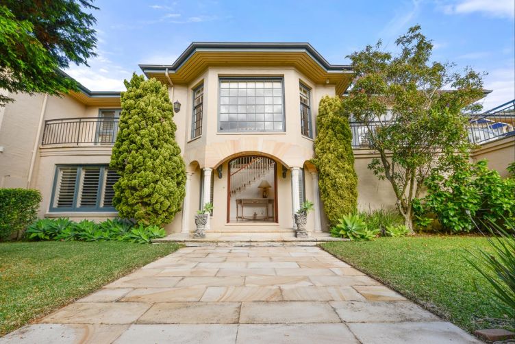 The Bellevue Hill residence Killoran last traded in 1999 for $3,295,000.