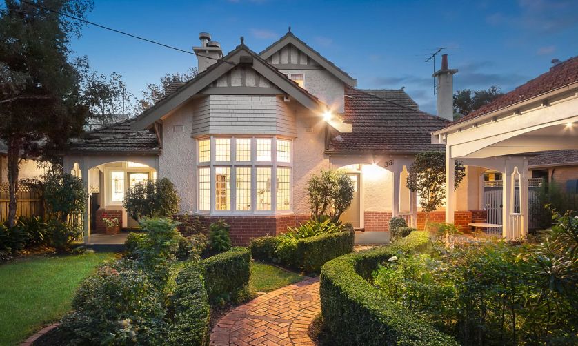 Federation-style home sells for $470k above reserve, as clearance rates remain subdued