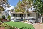 Canberra auctions: Three-bedroom Kambah home sells for $880,000